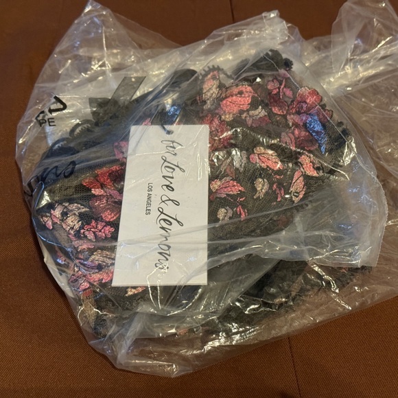 FOR LOVE AND LEMONS JULIET UNDERWIRED BRA - Picture 6 of 6